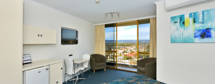 Experience award winning Glenelg motel in Adelaide